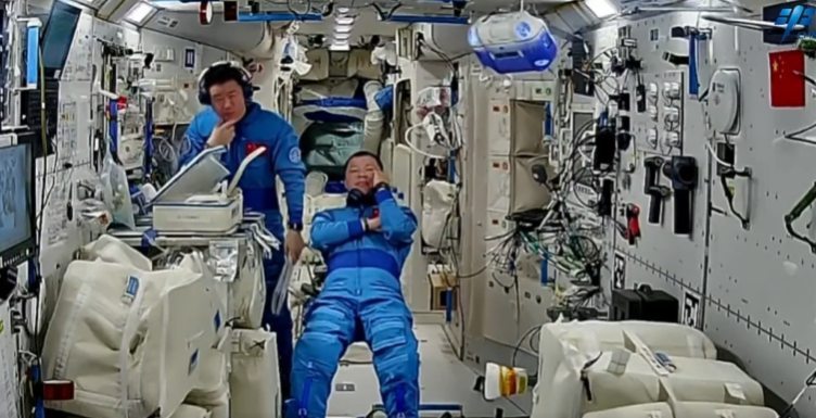 RFID+AI吊顶门禁护航中国空间站物资管理再升级